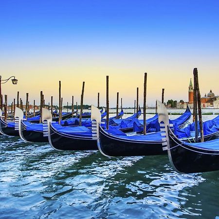 Residenza La Torretta Lägenhet Venedig Exteriör bild